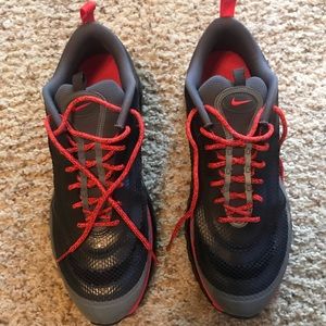 Gently used Men’s Athletic Shoe!